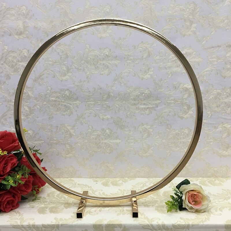 Round Ring Shaped Arches for Wedding Table Round Ring Shaped Arches for Wedding Table